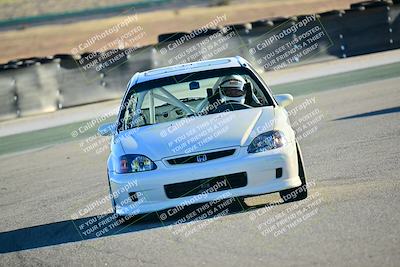 media/Dec-13-2025-Extreme Speed (Sat) [[d129ecb0b9]]/Beginner/Session 3 (Turn 5)/